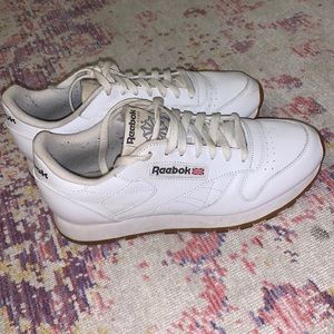 Reebok Classic Sneakers